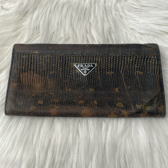 PRADA Rare Snakeskin Wallet - Picture 1 of 12